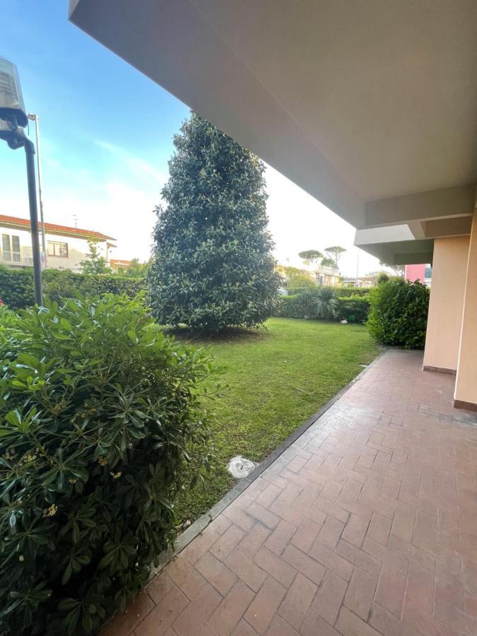 Ferienwohnung Viareggio Sabbia Bianca Exterior foto